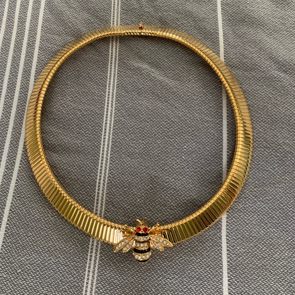 Smithsonian Choker